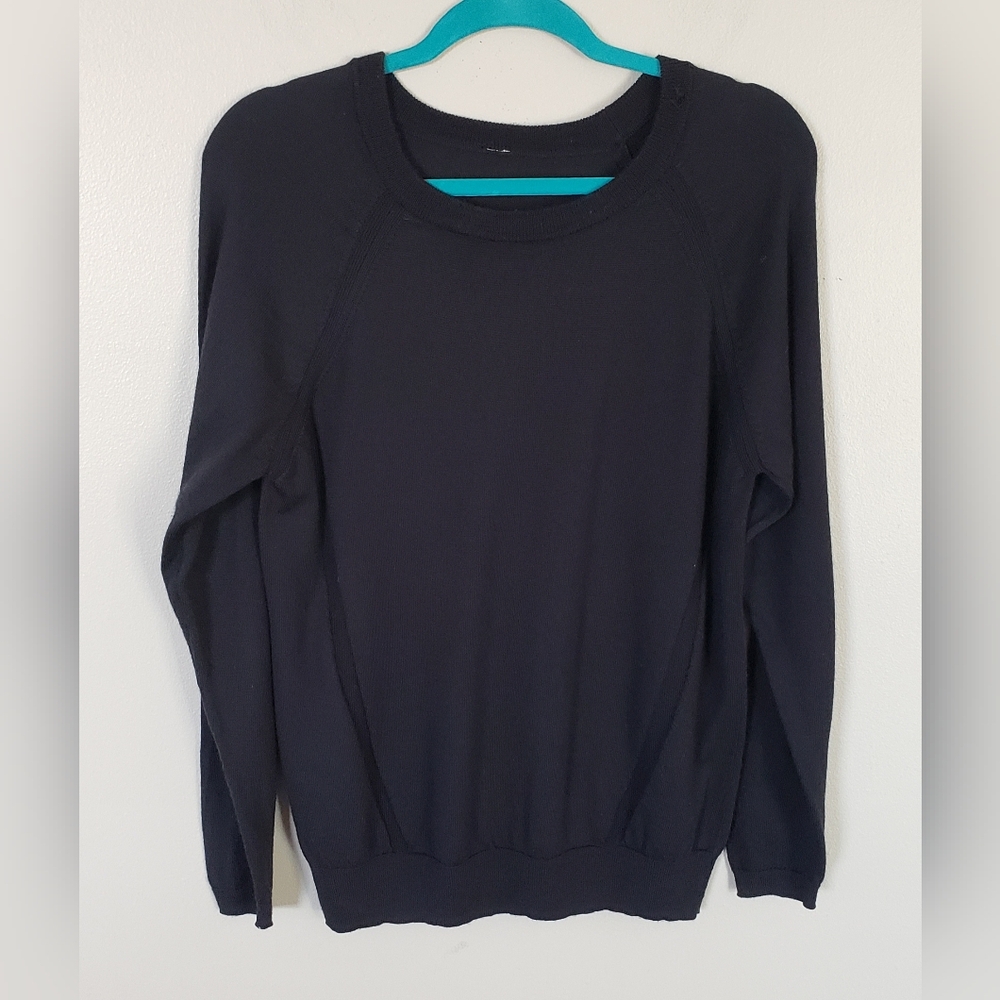 Lululemon Rising Salutation Sweater in Black